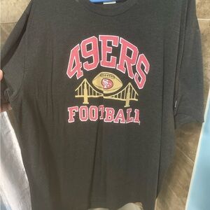 San Francisco 49ers t-shirt made by Homage. Black and Gold color. Size XXL, soft